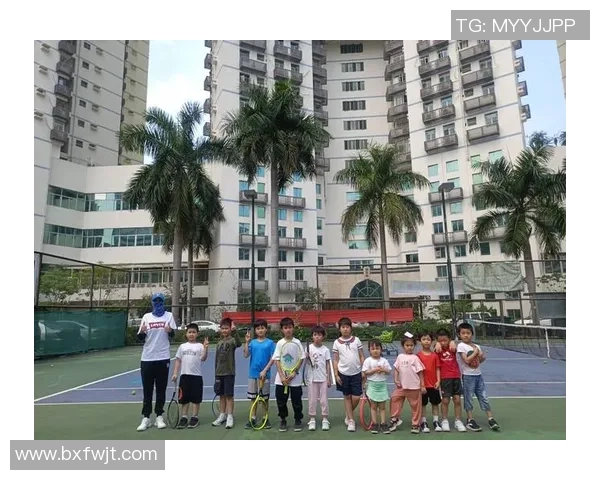 网球纪实：记录深圳网球队的逆袭之旅